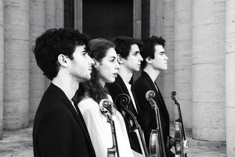 EOS di Cecilia Chiaramonte